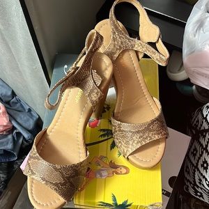 Snake taupe heels size 7.5